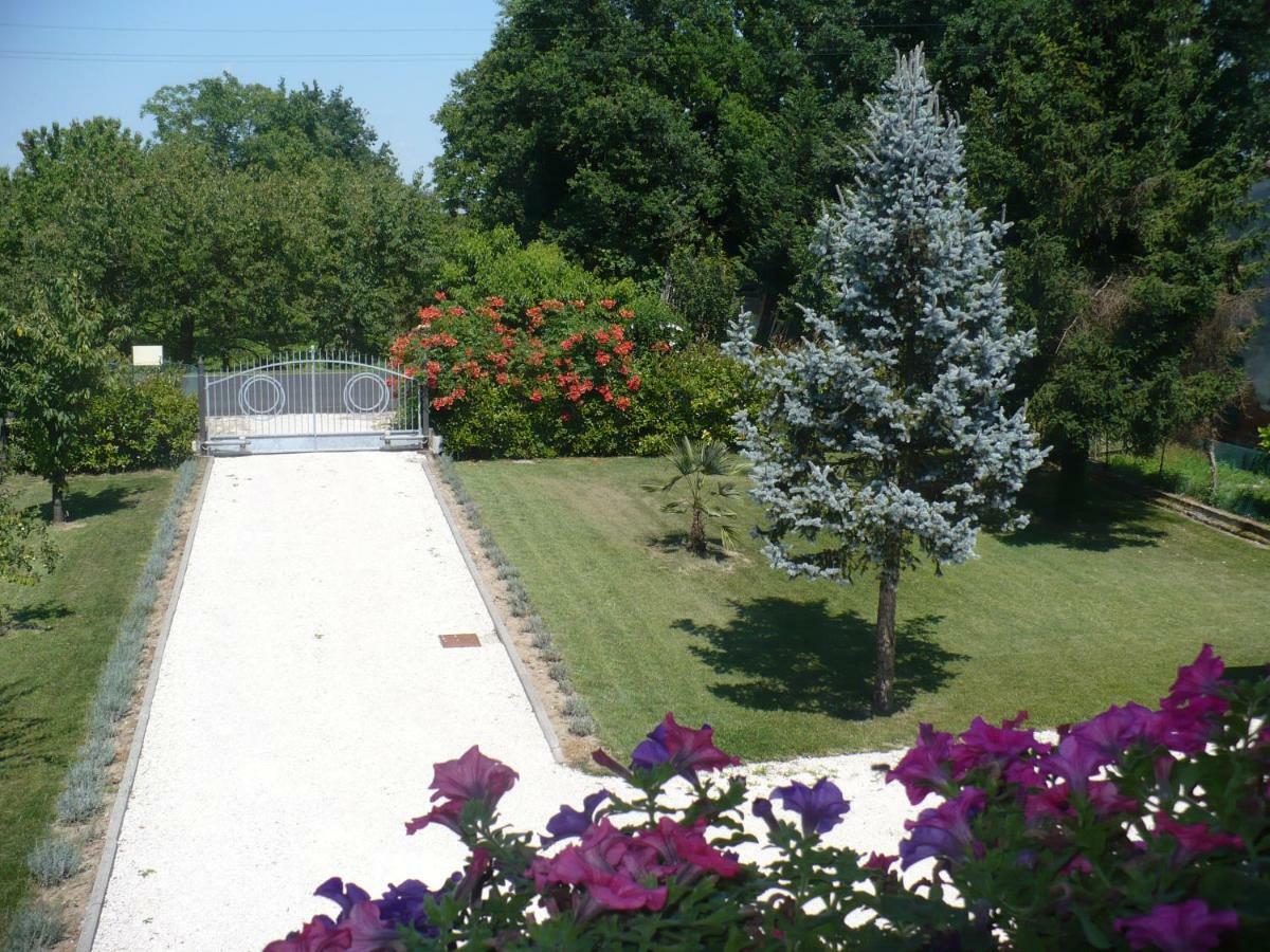 Villanova sull'Arda L'Albero Della Gioia B&B 외부 사진