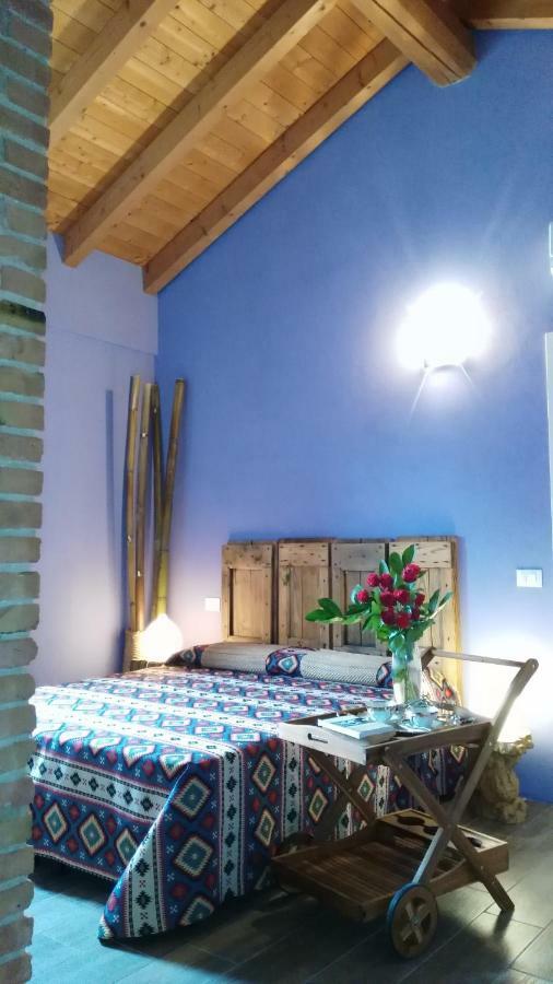 Villanova sull'Arda L'Albero Della Gioia B&B 외부 사진
